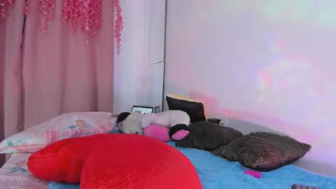 Chloe new account online show from November 2025 01:59:01 AM