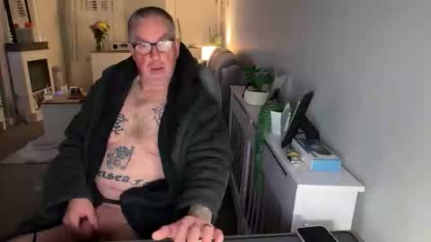 mtb1697 online show from November 2025 01:37:02 AM