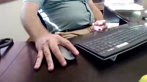 Snapshot of mttoker chatting on April 2026 03:17:02 PM mttoker online show from April 2026 03:17:02 PM