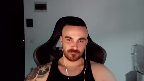 Victor online show from January 2025 07:40:01 PM