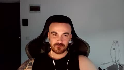 Victor online show from January 2025 07:05:01 PM