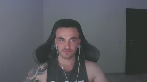 Victor online show from March 2025 06:01:02 PM