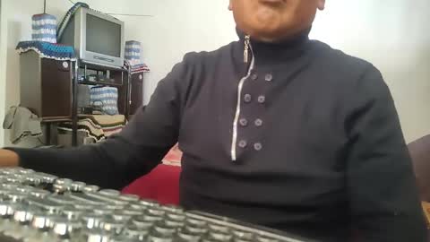 Snapshot of muchachosam chatting on October 2025 07:31:02 PM zenon online show from October 2025 07:31:02 PM