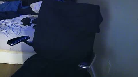 Muffdiver online show from January 2025 11:00:01 AM