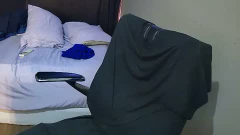 Muffdiver online show from February 2025 12:17:02 PM