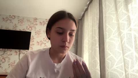 Tia online show from March 2026 06:06:02 AM