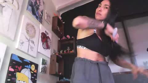 Snapshot of mulan_o chatting on February 2026 01:11:02 PM JESSICA online show from February 2026 01:11:02 PM