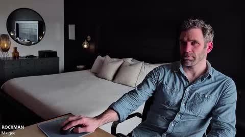 Lee L. Corporacin online show from February 2026 08:28:01 PM