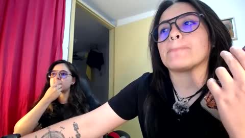 Dani and Alex online show from September 2025 02:16:02 AM