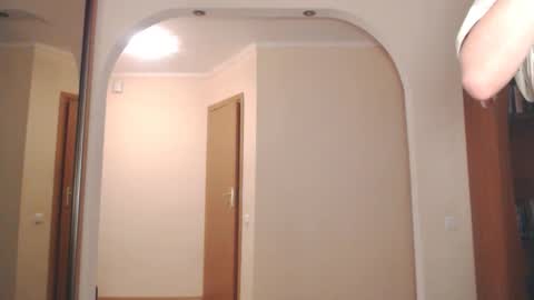 Erik online show from December 2024 12:09:01 AM