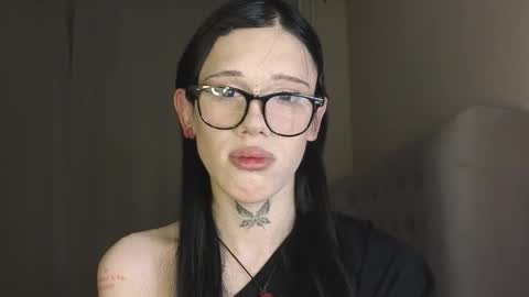 Snapshot of mun_poli chatting on March 2026 07:52:01 PM Polik online show from March 2026 07:52:01 PM