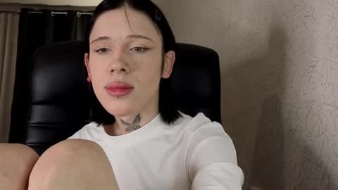 Snapshot of mun_poli chatting on March 2026 08:45:01 PM Polik online show from March 2026 08:45:01 PM