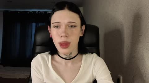 Snapshot of mun_poli chatting on April 2026 12:38:02 PM Polik online show from April 2026 12:38:02 PM