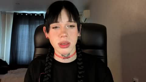 Snapshot of mun_poli chatting on April 2026 04:59:02 AM Polik online show from April 2026 04:59:02 AM