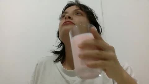 Snapshot of munchi_ chatting on January 2025 11:58:02 PM online show from January 2025 11:58:02 PM