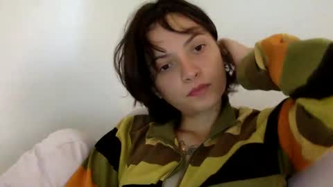 Snapshot of munchi_ chatting on January 2025 05:27:01 PM online show from January 2025 05:27:01 PM