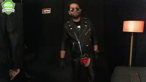 Snapshot of muratturkei chatting on December 2024 01:57:02 AM MasterBros online show from December 2024 01:57:02 AM