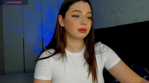 Kaya online show from November 2025 09:03:02 PM