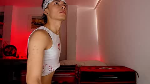 murielkarmesi online show from December 2024 05:29:01 PM