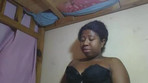 murielleee online show from March 2026 07:47:02 PM