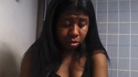 murielleee online show from June 2026 06:56:01 PM