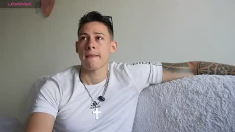 Snapshot of muscle_king_cum chatting on June 2026 01:33:01 PM muscle_king_cum online show from June 2026 01:33:01 PM