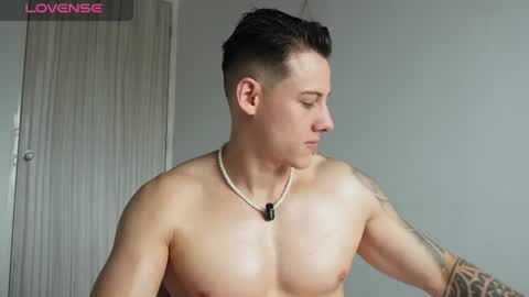Snapshot of muscle_king_cum chatting on July 2026 02:21:01 PM muscle_king_cum online show from July 2026 02:21:01 PM