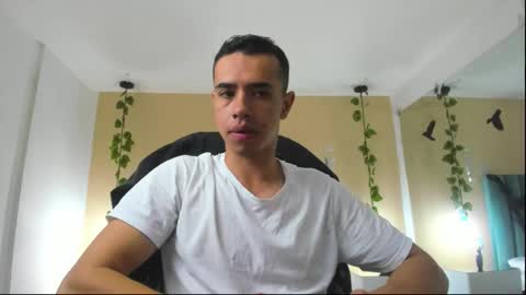 muscle scott online show from October 2025 12:26:02 PM