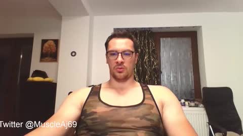 AJ online show from September 2025 04:54:02 PM