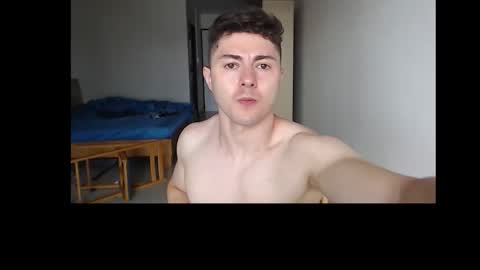 Everet online show from September 2025 03:49:01 AM