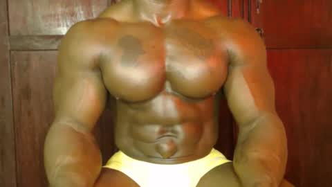 musclegod23 online show from October 2025 01:06:02 AM
