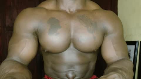 musclegod23 online show from February 2026 02:10:01 PM