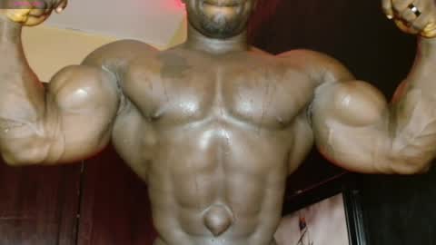 musclegod23 online show from April 2026 09:10:01 AM