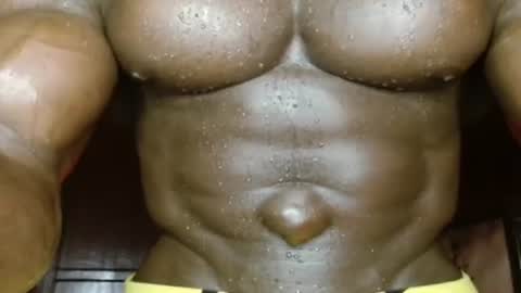 musclegod23 online show from July 2026 07:39:01 PM