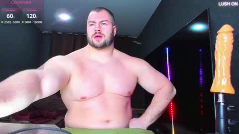 Snapshot of muscularjohnforu chatting on March 2025 05:24:02 PM click icon for peach online show from March 2025 05:24:02 PM