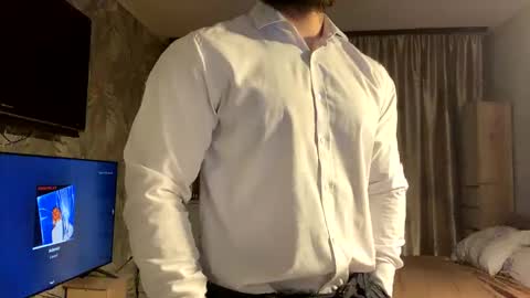 muscularjuggler online show from February 2026 03:28:02 PM