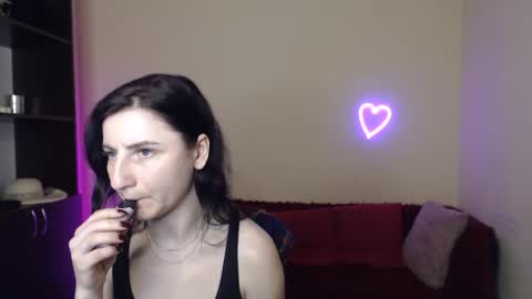 Jeneva online show from November 2025 06:37:01 AM