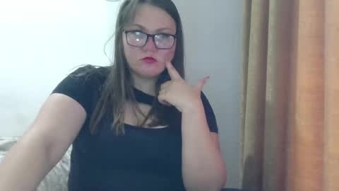 Snapshot of musechic_wild chatting on April 2026 10:57:01 AM musechic_wild online show from April 2026 10:57:01 AM