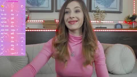 Luna  online show from November 2025 07:10:01 PM