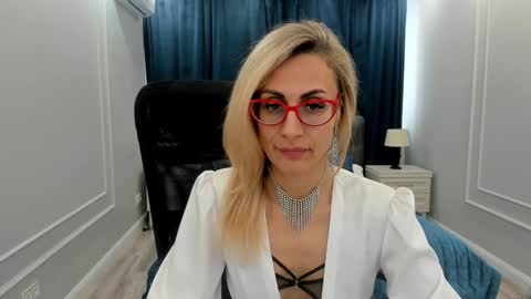 Snapshot of museofstage chatting on January 2025 11:48:02 AM Diana online show from January 2025 11:48:02 AM