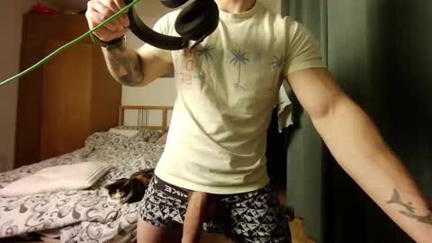 Snapshot of muslejoker chatting on November 2025 01:22:01 PM musle joker online show from November 2025 01:22:01 PM