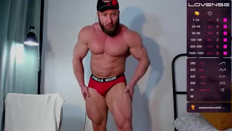 Snapshot of musscle_king chatting on November 2025 10:52:02 AM Artemius online show from November 2025 10:52:02 AM