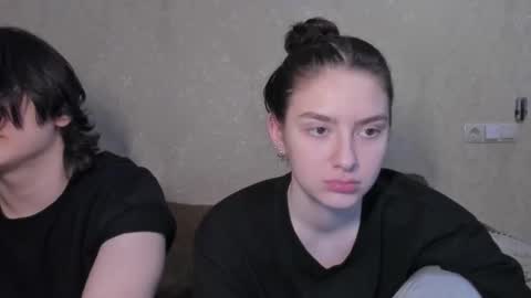 cute couple online show from February 2026 03:31:02 PM