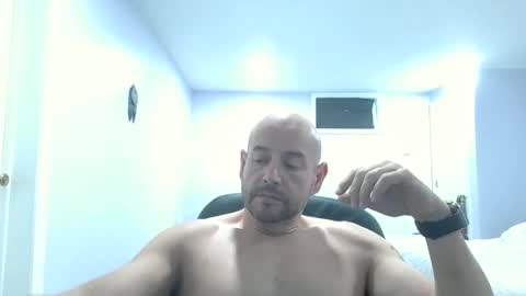 Snapshot of mworlton9 chatting on December 2025 05:19:02 PM Maximus online show from December 2025 05:19:02 PM