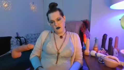 Mx Charlotte online show from April 2026 02:33:02 AM