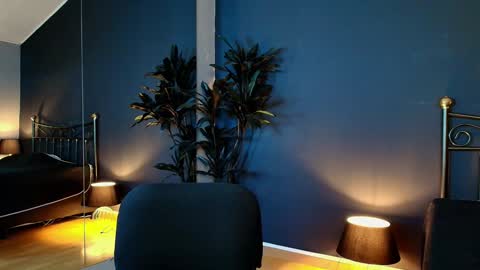 Maite online show from January 2025 07:24:01 PM