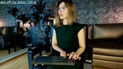 Snapshot of my_maite chatting on June 2026 01:50:02 PM Maite online show from June 2026 01:50:02 PM