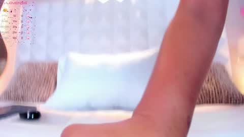 Mariana Evans online show from December 2024 11:39:02 AM