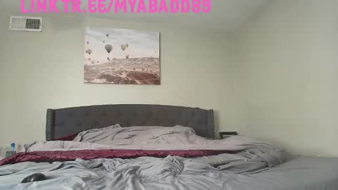 BaddMFUCKER online show from November 2025 06:41:02 PM