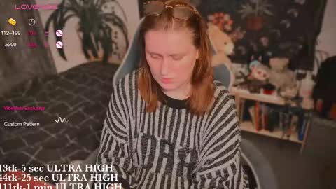 Kate online show from October 2025 09:23:02 PM